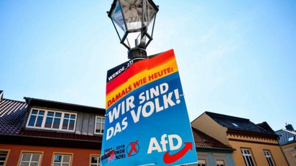 V německém Durynsku vyhrála volby Levice, druhé místo získala krajně pravicová AfD